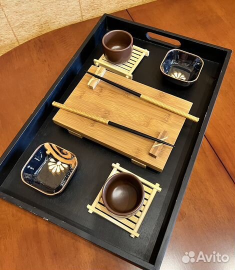 Набор посуды для суши и роллов