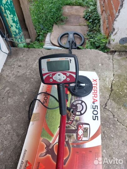 Металлоискатель Minelab X-Terra 505