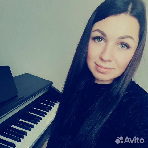Обучение игре на фортепиано в центре Адлера