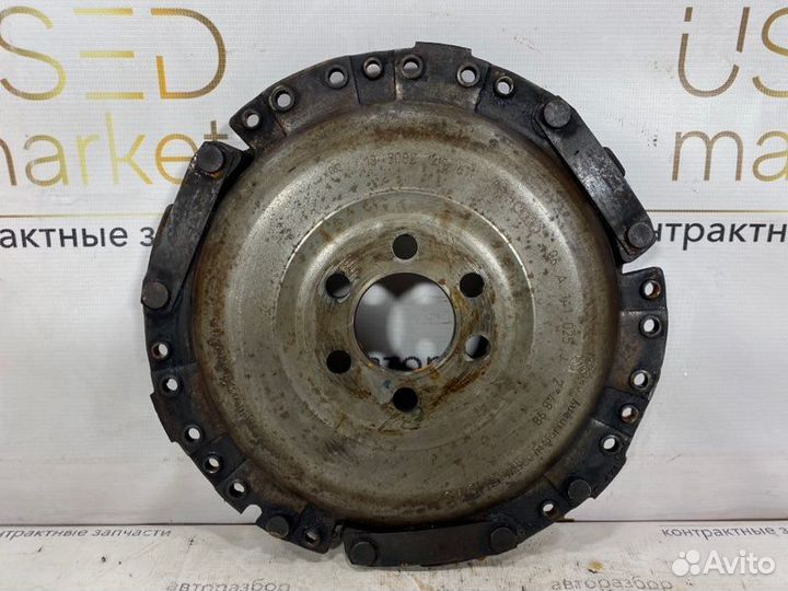 Корзина сцепления Volkswagen Golf 4 1.6 AKL