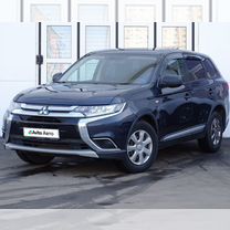 Mitsubishi Outlander 2.0 CVT, 2018, 214 433 км, с пробегом, цена 1 380 000 руб.