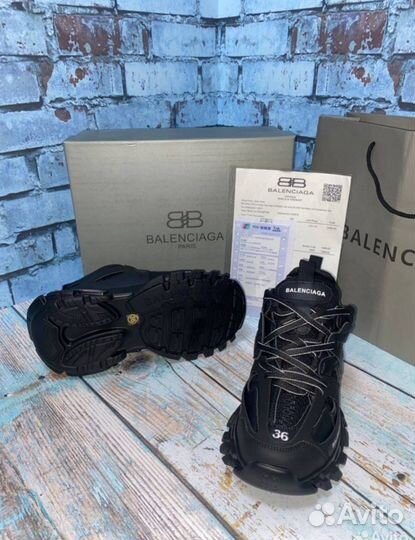 Крoсcовки Вalеnсiаgа Trаck Хит сезона