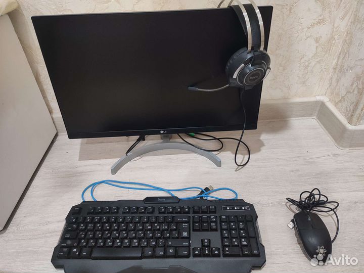 Монитор для компьютера