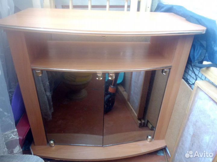 Тумба под телевизор