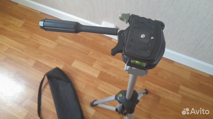 Штатив для фотоаппарата 148 см