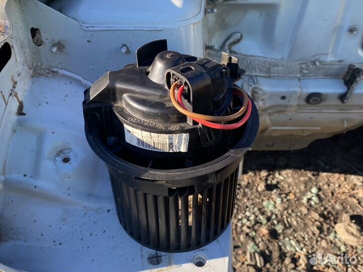 Моторчик печки Renault Logan 2 2014-2022г