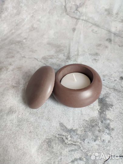 Подсвечник из бетона