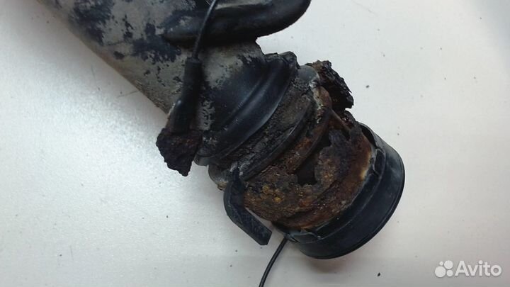 Горловина заливная топливная Toyota Yaris, 2002