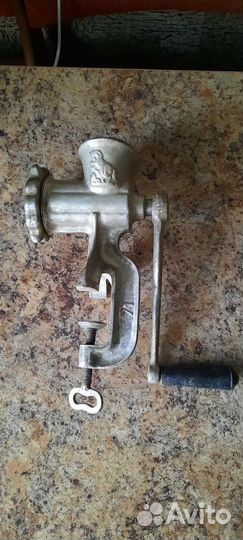 Мясорубка ручная СССР чугунная
