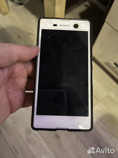 Sony Xperia M5, 3/16 ГБ