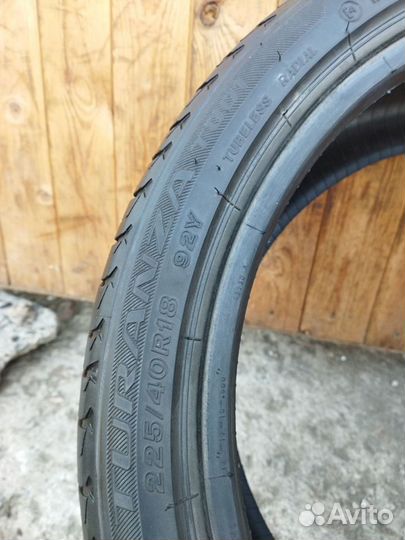 Bridgestone Turanza T001 225/40 R18