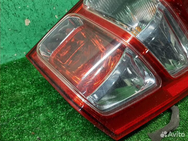 Фонарь задний наружный правый Suzuki Grand Vitara