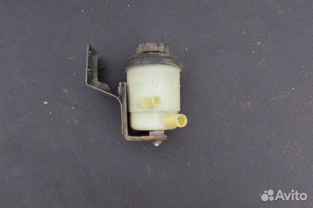 Бачок гура hyundai Getz