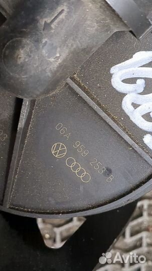 Нагнетатель воздуха Volkswagen Touareg, 2005