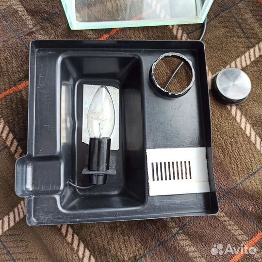 Террариум стеклянный с лампой накаливания