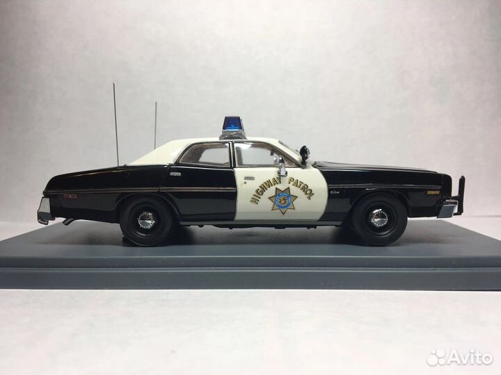 NEO Dodge Monaco Police CHP 1977 1/43