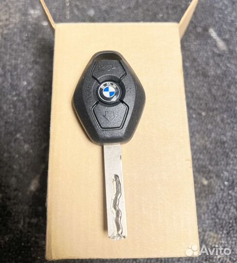 Ключ BMW