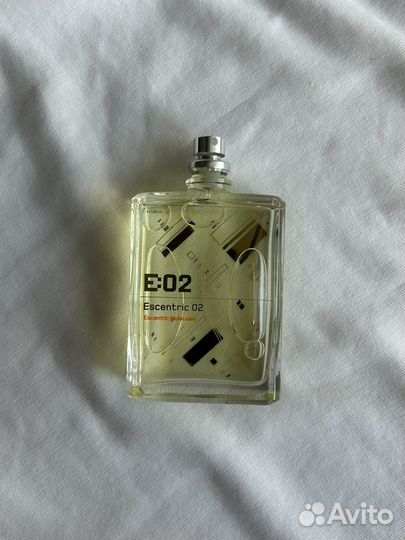 Escentric molecules 02