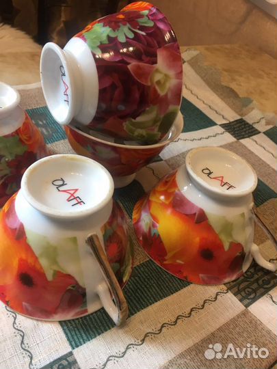 Фарфоровые чашки