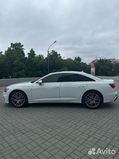 Audi A6 3.0 AT, 2022, 13 800 км