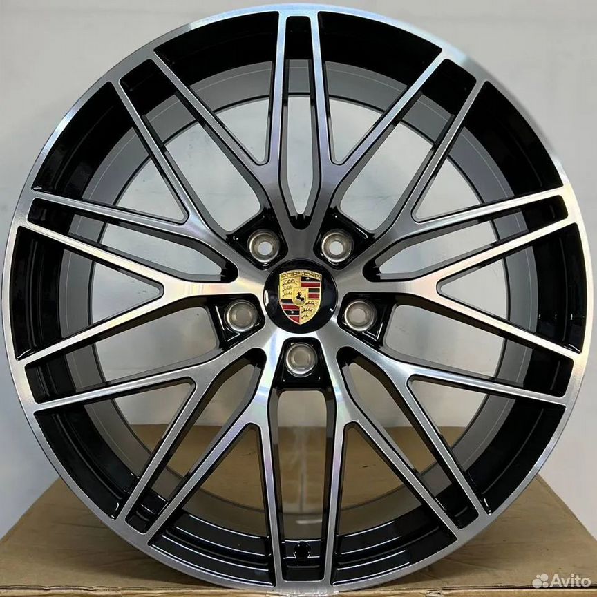 Литые диски Porsche 10×R22 5×130