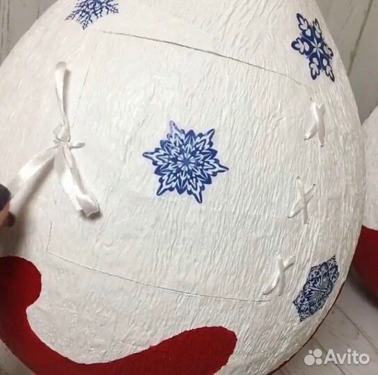 Большой киндер сюрприз