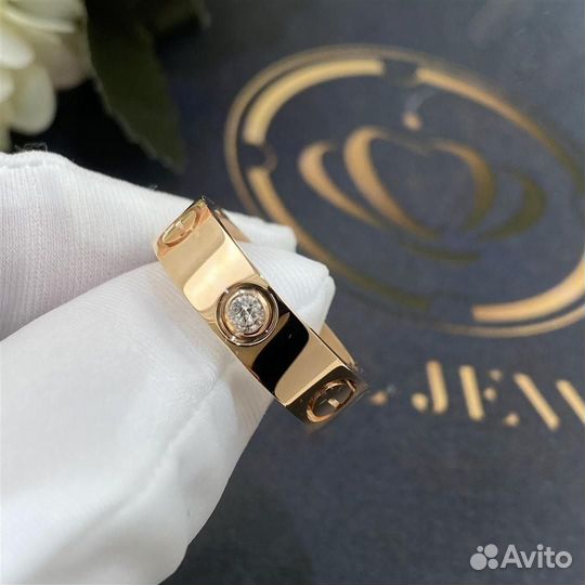 Кольцо Cartier Love, 3 бриллианта 0,22ct