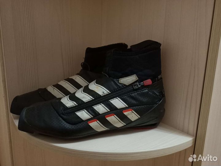 Лыжные ботинки adidas