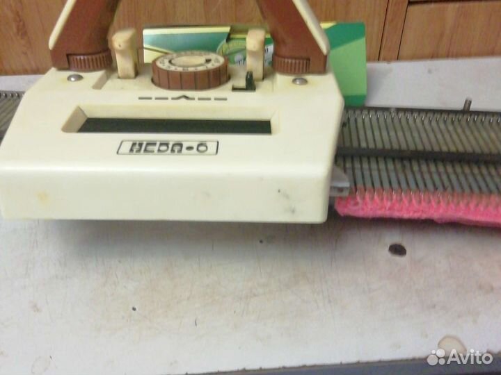 Вязальная машина нева 6