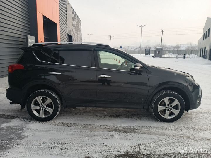 Toyota RAV4 2.0 CVT, 2015, 183 000 км