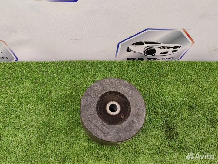 Демпфер правый Bmw F30 N20B20A 2011