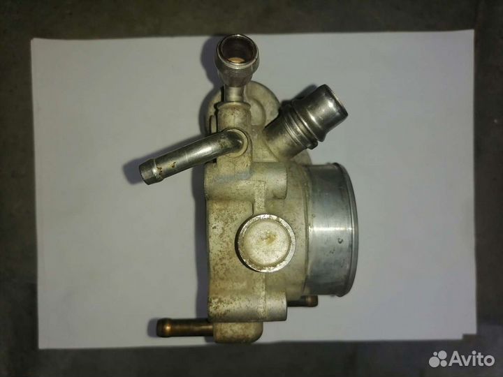 Дросельная заслонка