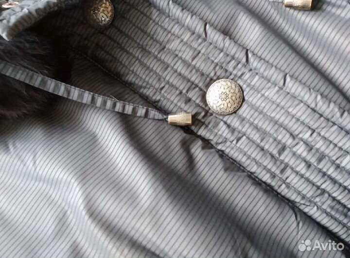 Пуховик зимний женский 46 48