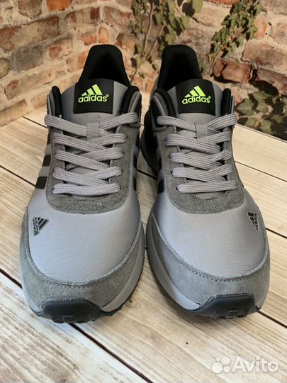 Adidas осень мужские кроссовки 41-46р