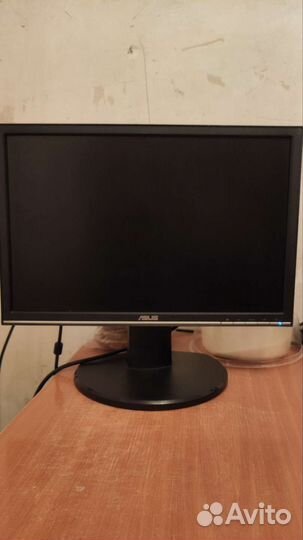 Монитор Asus