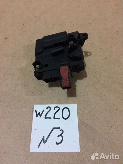 Клемма Mercedes W220 А2205460341