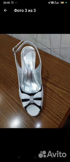 Босоножки женские