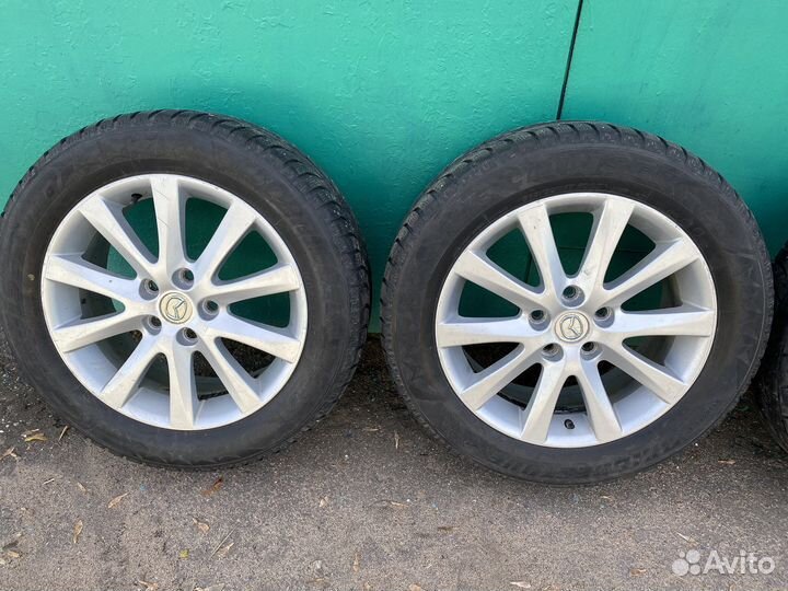 Диски mazda r17 с зимними шинами (шипы)