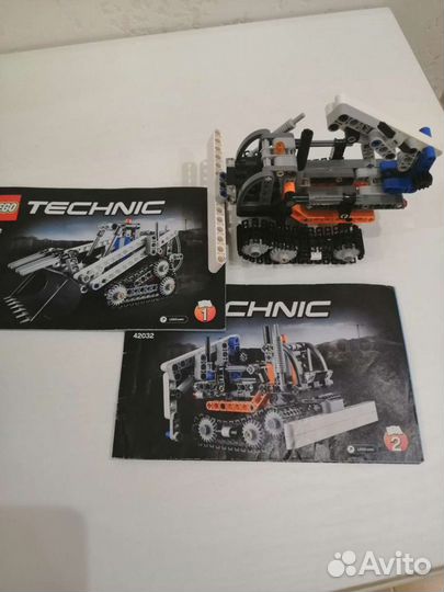 Lego Technic 42032 Гусеничный погрузчик