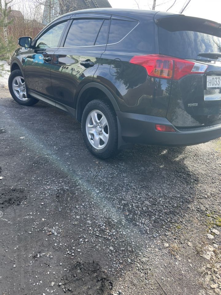 Toyota RAV4: фото владельца
