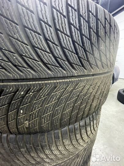 Michelin Alpin 5 305/35 R23 111V