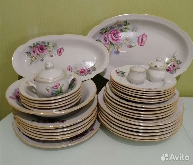 Сервиз. Набор столовой посуды