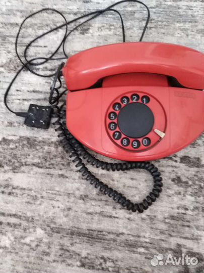 Старый телефон СССР
