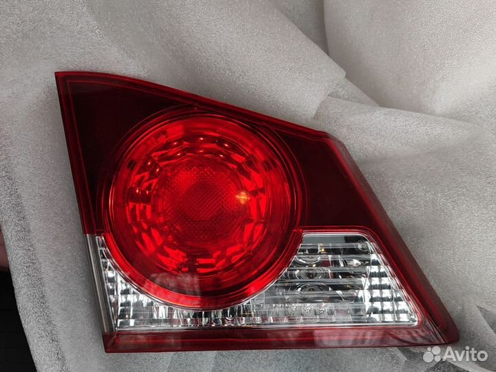 Фонарь задний правый honda civic 4d