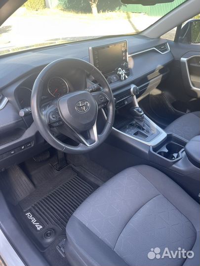 Toyota RAV4 2.0 CVT, 2021, 47 000 км