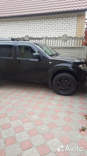 Nissan Pathfinder 2.5 AT, 2005, 144 000 км