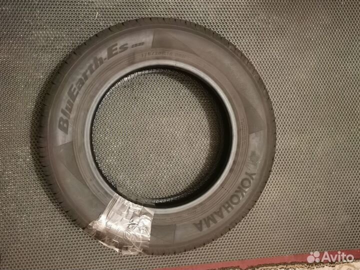 Yokohama BluEarth-ES ES32 175/70 R14 84H
