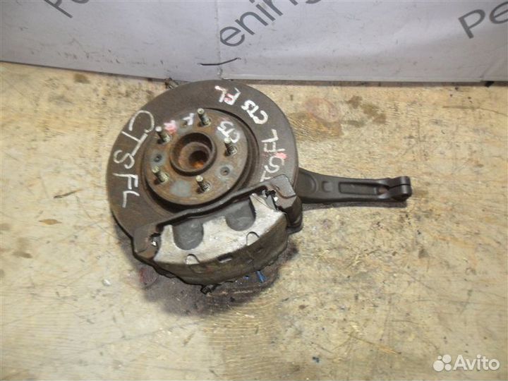 Ступица (кулак, цапфа) передняя левая Cadillac Cts