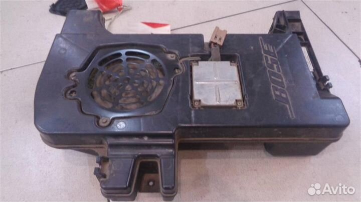 Сабвуфер Infiniti QX56 JA60 2004-2009