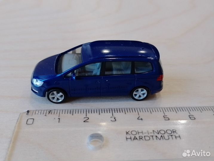 A33) Volkswagen Sharan II (7N) 2010-2022 синий